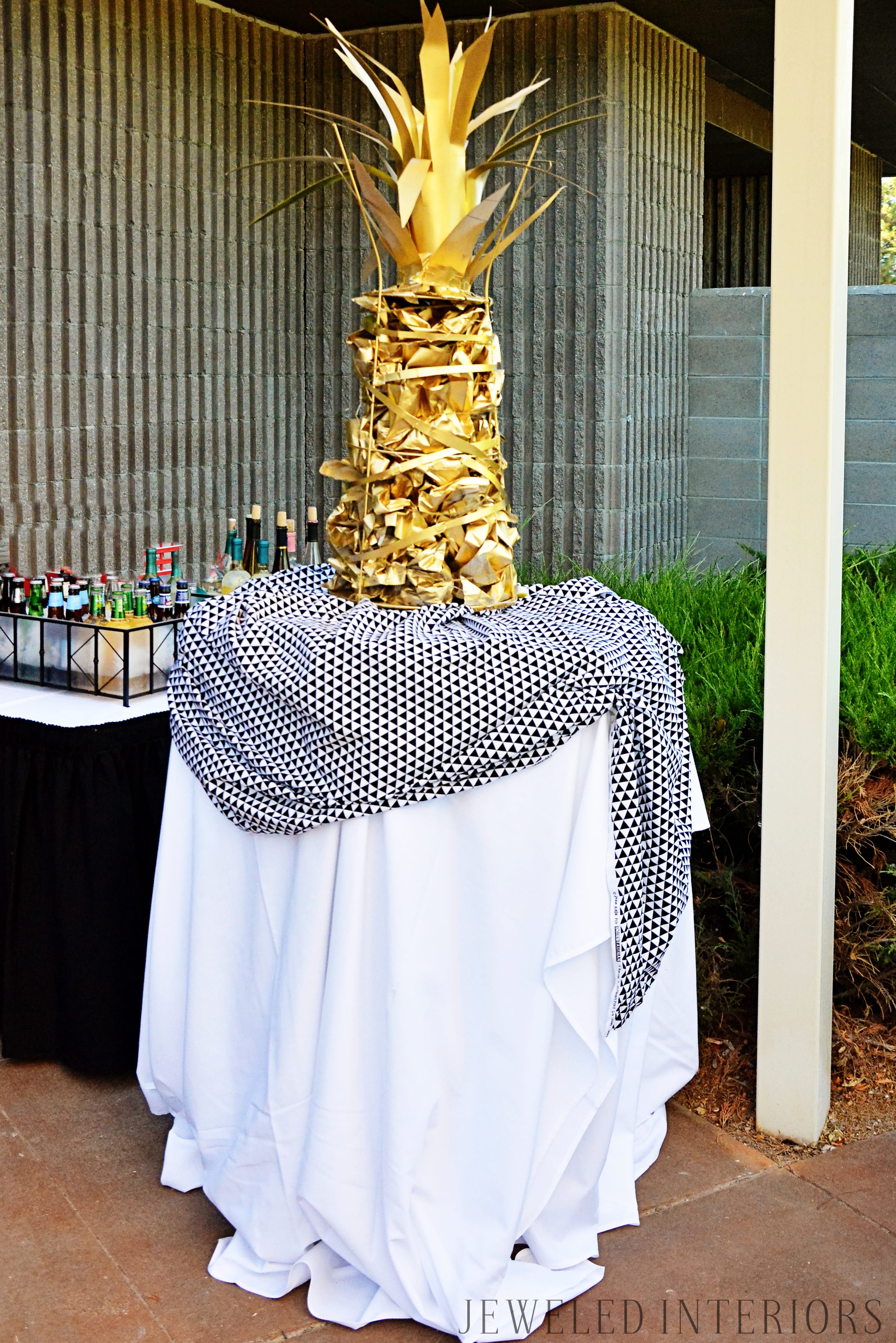 How to Decorate an INEXPENSIVE Pineapple Party   Jeweled 