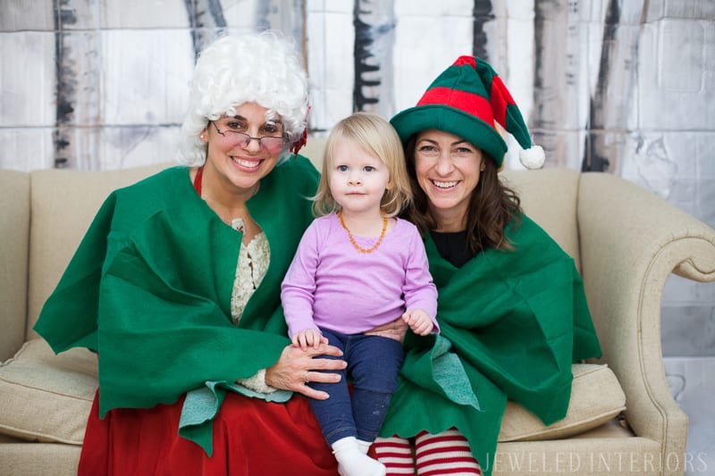 CHECK OUT THESE HOLIDAY PHOTO BOOTH IDEAS! || jeweledinteriors, Christmas, holiday, Photo, Booth, backdrop, pictures, photography, photographer, sofa, aspen, tree, diy, painted, Mrs. Claus, Elf 