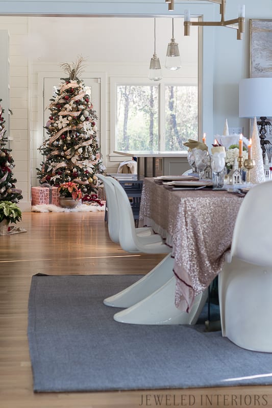 Looking for inspiration for Christmas decor?  You have got to see this! Jeweled Interiors Holiday Home Tour 2017 | Burgundy   Blush Christmas Decor Ideas and Tips ⋆ Jeweled interiors, wreaths, Christmas, holiday, tree, decor, decorations, stockings, ideas, DIY, inspiration, burgundy, blush, red, maroon, wine, home, dining room, cranberries, glam, chic, peach,  gold, black, white, ornaments, dalmation print, ribbon, champaign, houses, sequin, tablecloth, burliegh, william-sonoma, placesetting, tablescape, 
