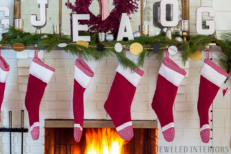 Looking for inspiration for Christmas decor?  You have got to see this! Jeweled Interiors Holiday Home Tour 2017 | Burgundy   Blush Christmas Decor Ideas and Tips ⋆ Jeweled interiors, wreaths, Christmas, holiday, tree, decor, decorations, stockings, ideas, DIY, inspiration, burgundy, blush, red, maroon, wine, home tour, poinsettia, glam, chic, peach,  gold, black, white, mirror, antique, pottery barn, stockings, monogram, fireplace