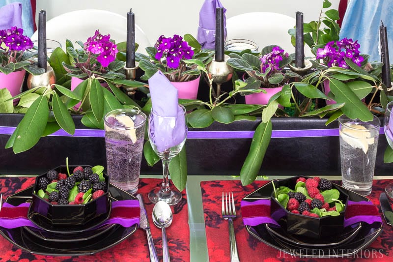 valentines, valentines day, tablescapes, placemats, DIY, tutorial, How to, flowers, red, purple, African violet, moody floral, candles, brass, Cliente, ultra violet,