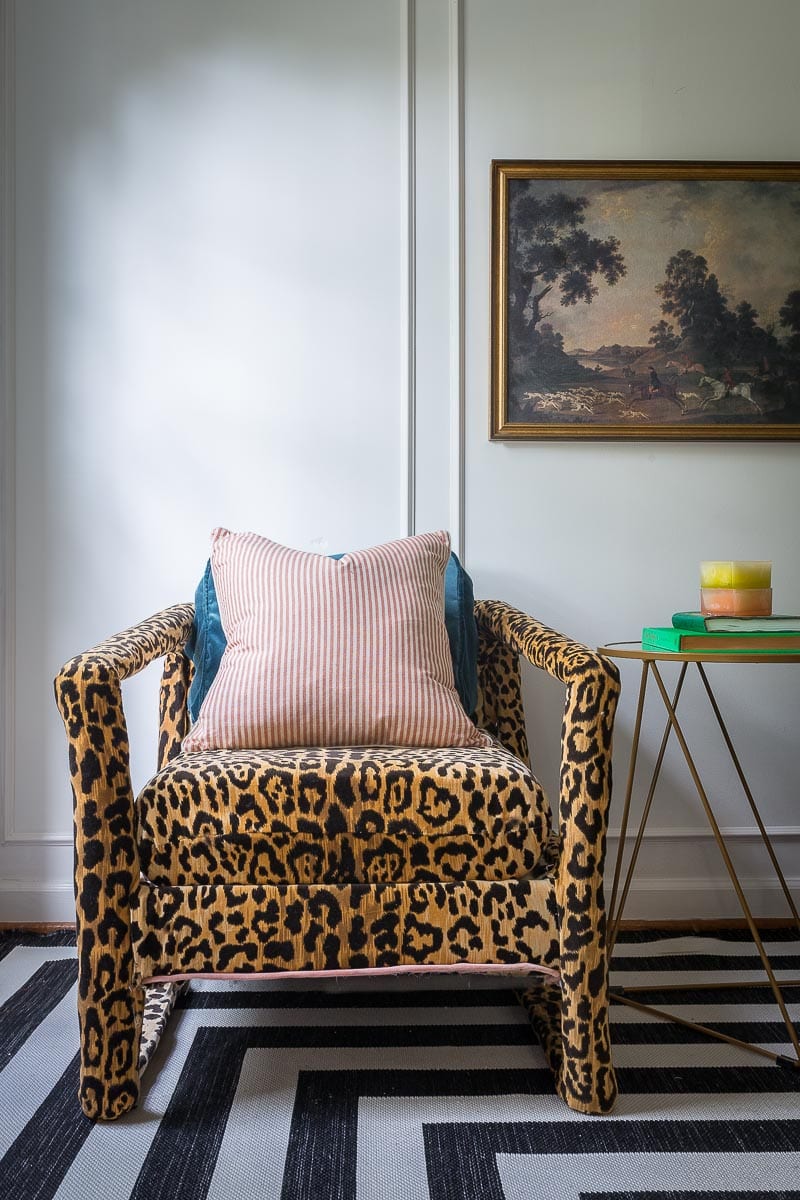 before pictures, craigslist, club chairs, leopard chairs, animal print chairs, makerista, from the right bank, leopard, tutorial, one room challenge, fall 2018 one room challenge, fabric mill, Braemore Jamil Natural Leopard Print Velvet, home pop side table, peach, pink, blush, white walls, moulding, French apartment, emerald, Kate spade, antique art