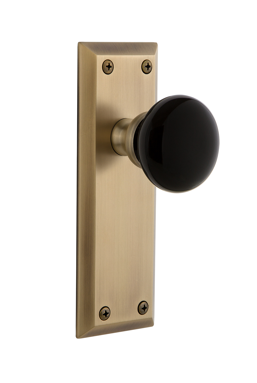 Check out why this upgrade is totally worth the splurge, Jeweled interiors, Jewel Marlowe, replacing door handles, ways to add value to your home,  grandeur hardware, coventry knob, fifth avenue backplate, interior door handle, brass backplate, brass door handle, black door knob, Chantilly lace, BM