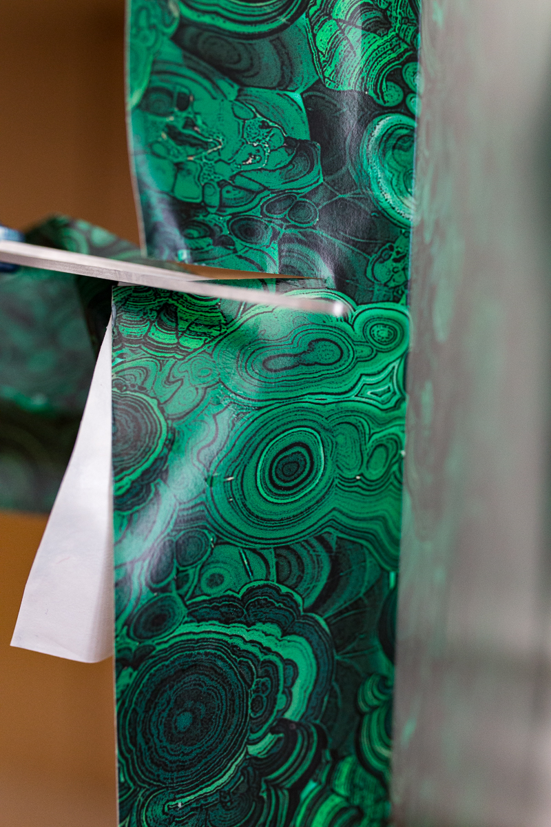 Malm, Ikea hack, spoonflower wallpaper, tutorial, diy, DIY malachite table, entryway table, diy ideas, 