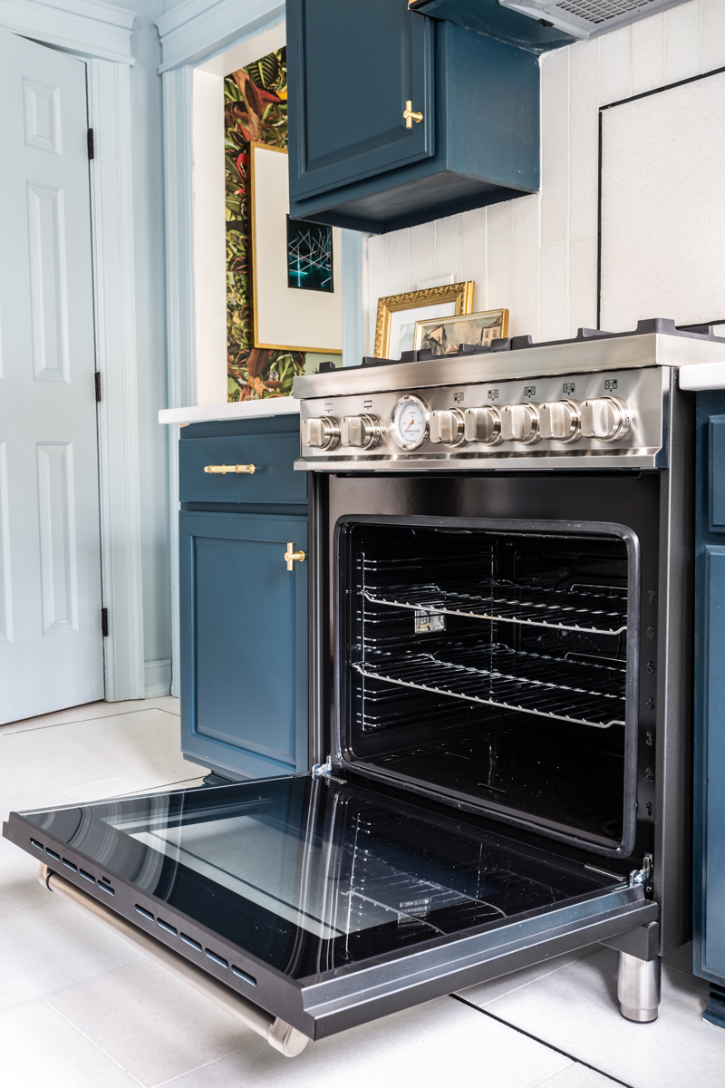 Dream Oven Range!  Check out the deets on this Bertazzoni 30 in all gas burner, matte black oven range from Jeweled Interiors Kitchen for the Fall One Room Challenge