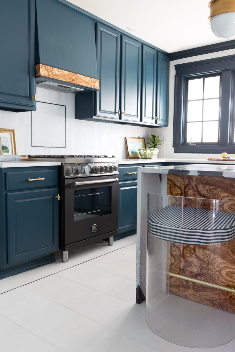 Dream Oven Range!  Check out the deets on this Bertazzoni 30 in all gas burner, matte black oven range from Jeweled Interiors Kitchen for the Fall One Room Challenge