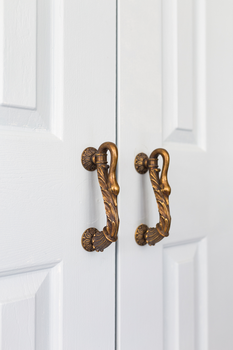 Schaub swan handles, symphony, jeweled interiors Kitchen reveal, Fall 2019