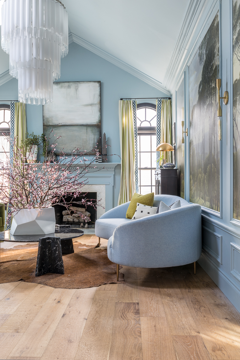 Jewel Marlowe Home Tour, Spring 2020, Living room, parma gray, light blue, oversized chandelier, black marble coffee table