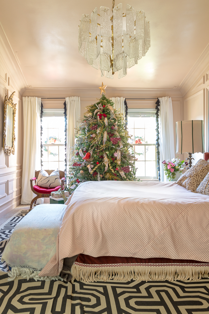 You've got to see this Christmas tree ideas. Palm Christmas tree, holiday decorating, Christmas tree ideas, Christmas tree, master bedroom, Anthropologie Christmas tree, holiday decor, 2021, 2020 Christmas trends