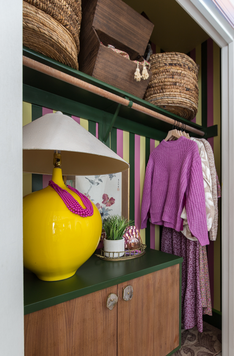 frog tape, striped closet, diy, tutorial, citron, purple, green, vintage, yellow lamp, art, baskets,
